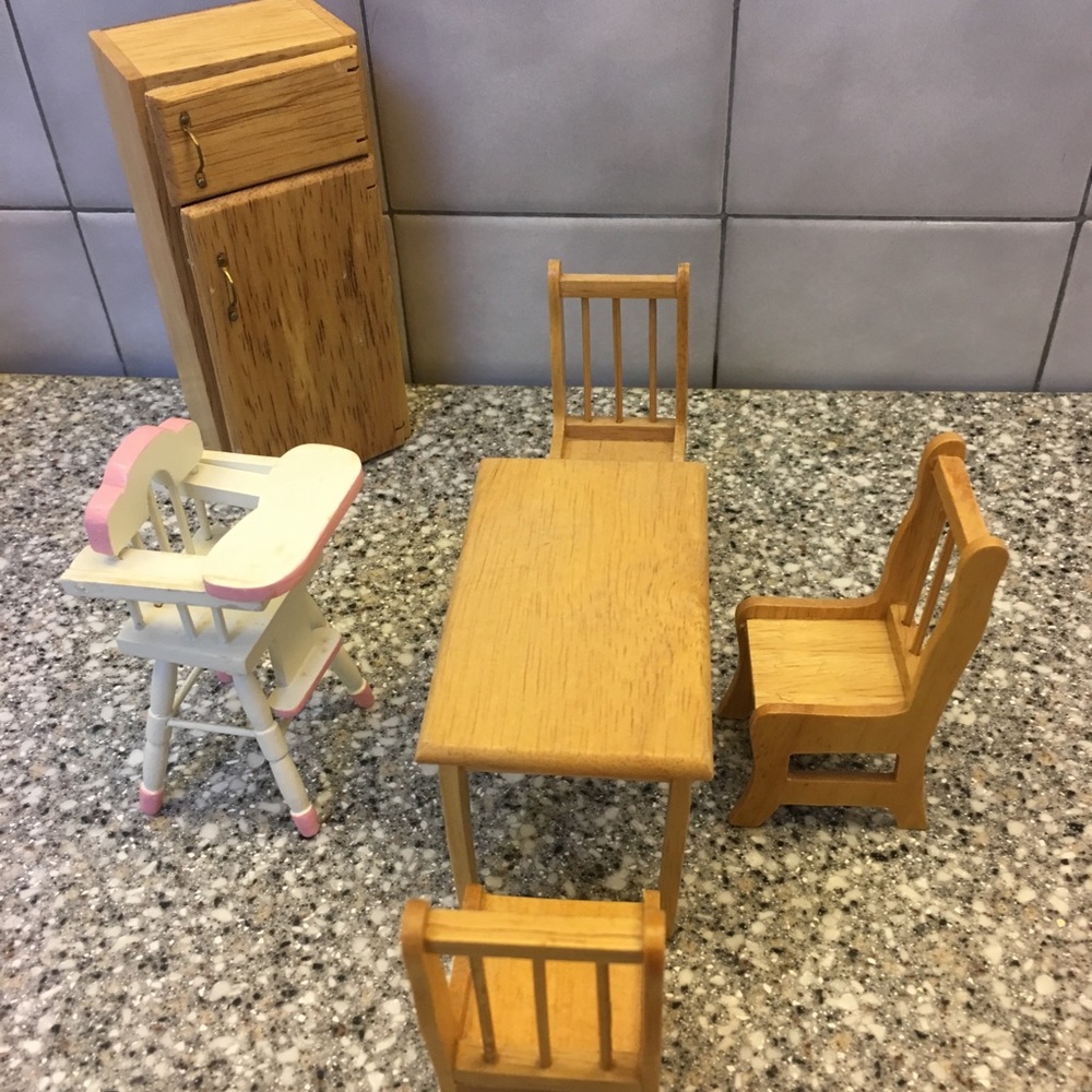 Handcrafted Kitchen set w fridge & sink for dollhouse